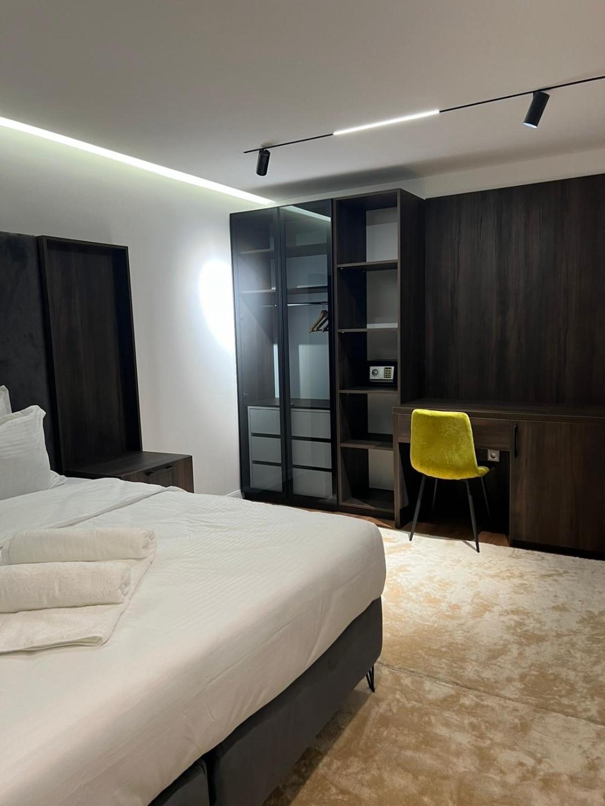 Hotel Europa Prishtina Prisztina Zewnętrze zdjęcie