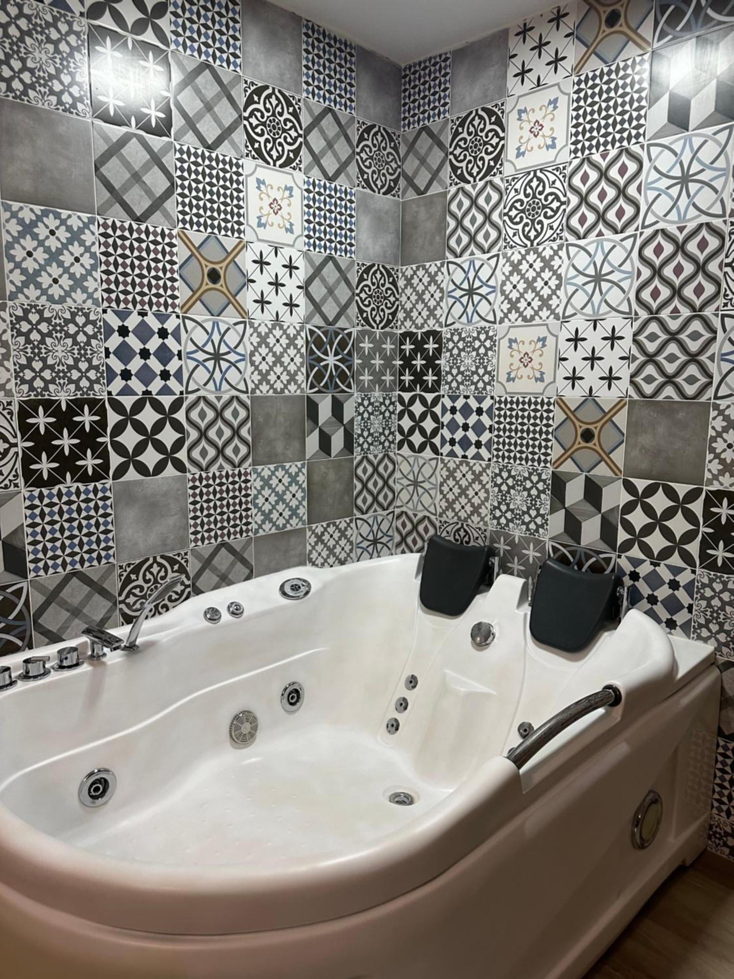 Hotel Europa Prishtina Prisztina Zewnętrze zdjęcie