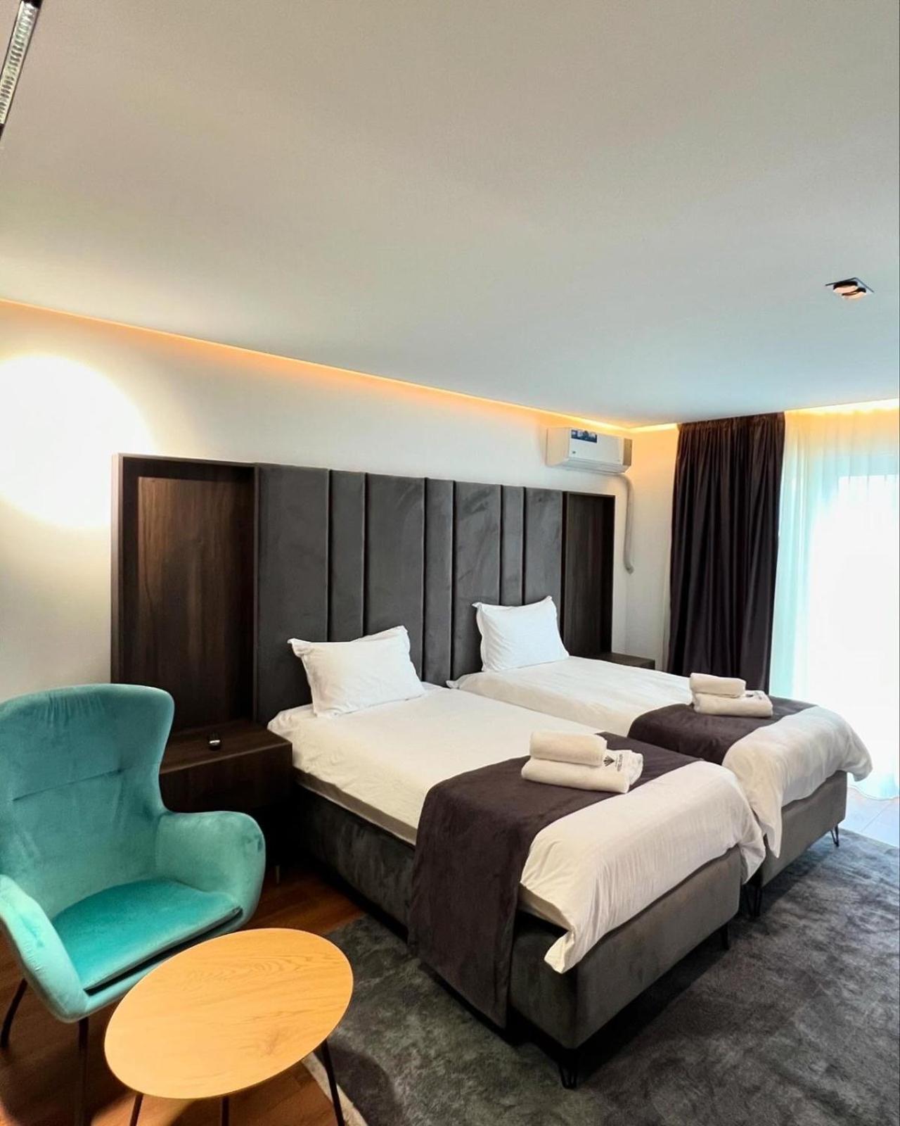 Hotel Europa Prishtina Prisztina Zewnętrze zdjęcie